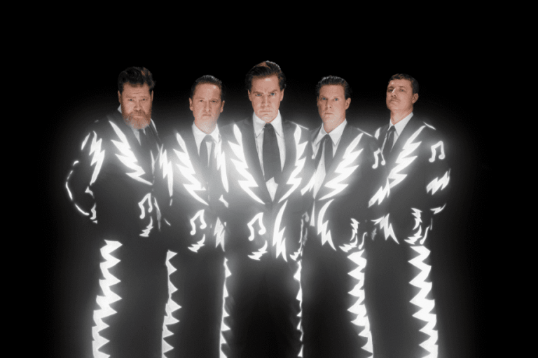 The Hives presentarán disco en España 3 TheHives Fitzsimmons