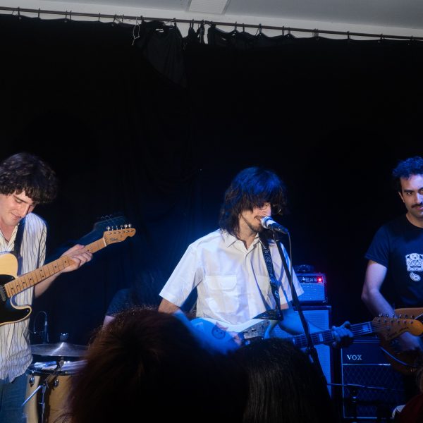 Perfecto Miserable: Préstame un Sentimiento que Todavía no he Cobrado…