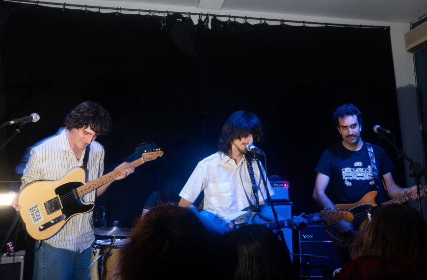 Perfecto Miserable: Préstame un Sentimiento que Todavía no he Cobrado…