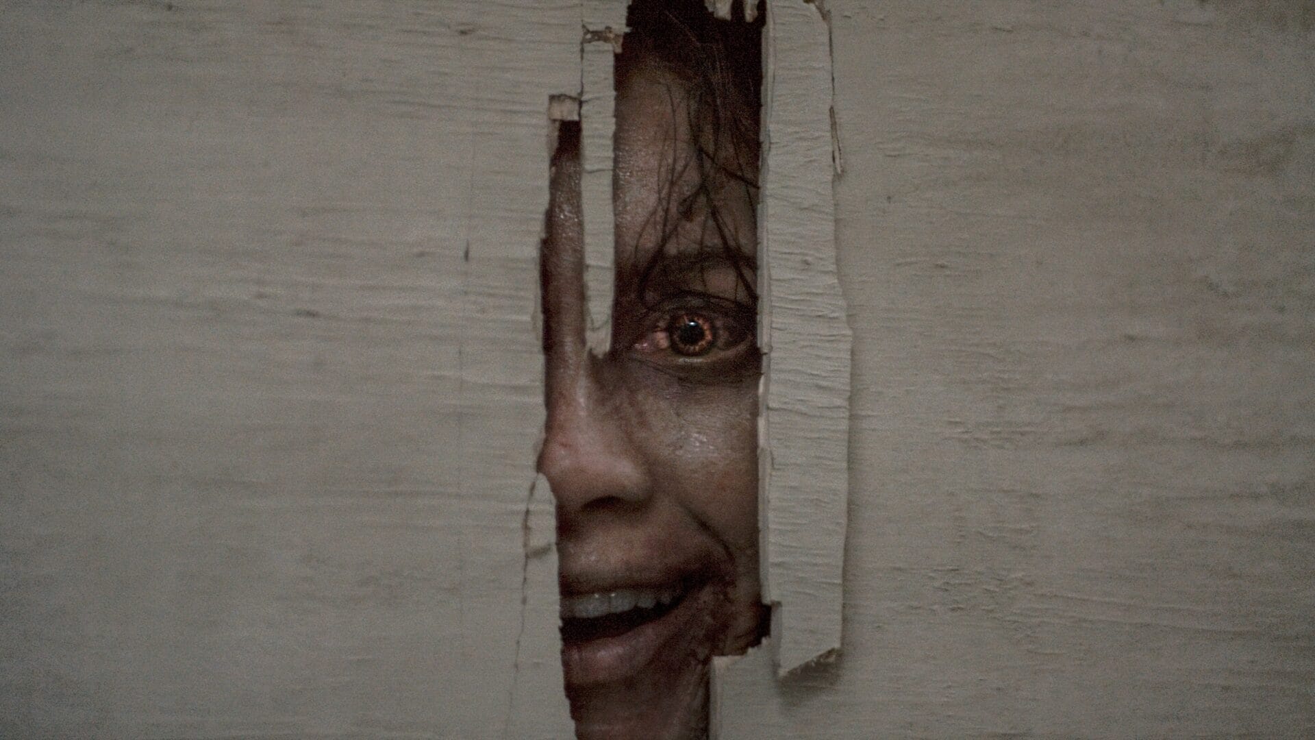 ¡Viva la casquería! Se estrena Posesión Infernal: En llamas. 1 evil dead burn review 3740